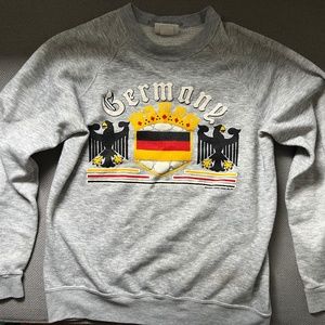 Cozy Vintage GERMANY Crew Sweatshirt | Great Condition | Large (Chest 42-44)